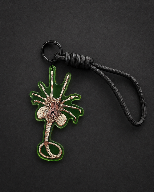Facehugger-Inspired Double-Sided Acrylic Keychain with Adjustable Strap