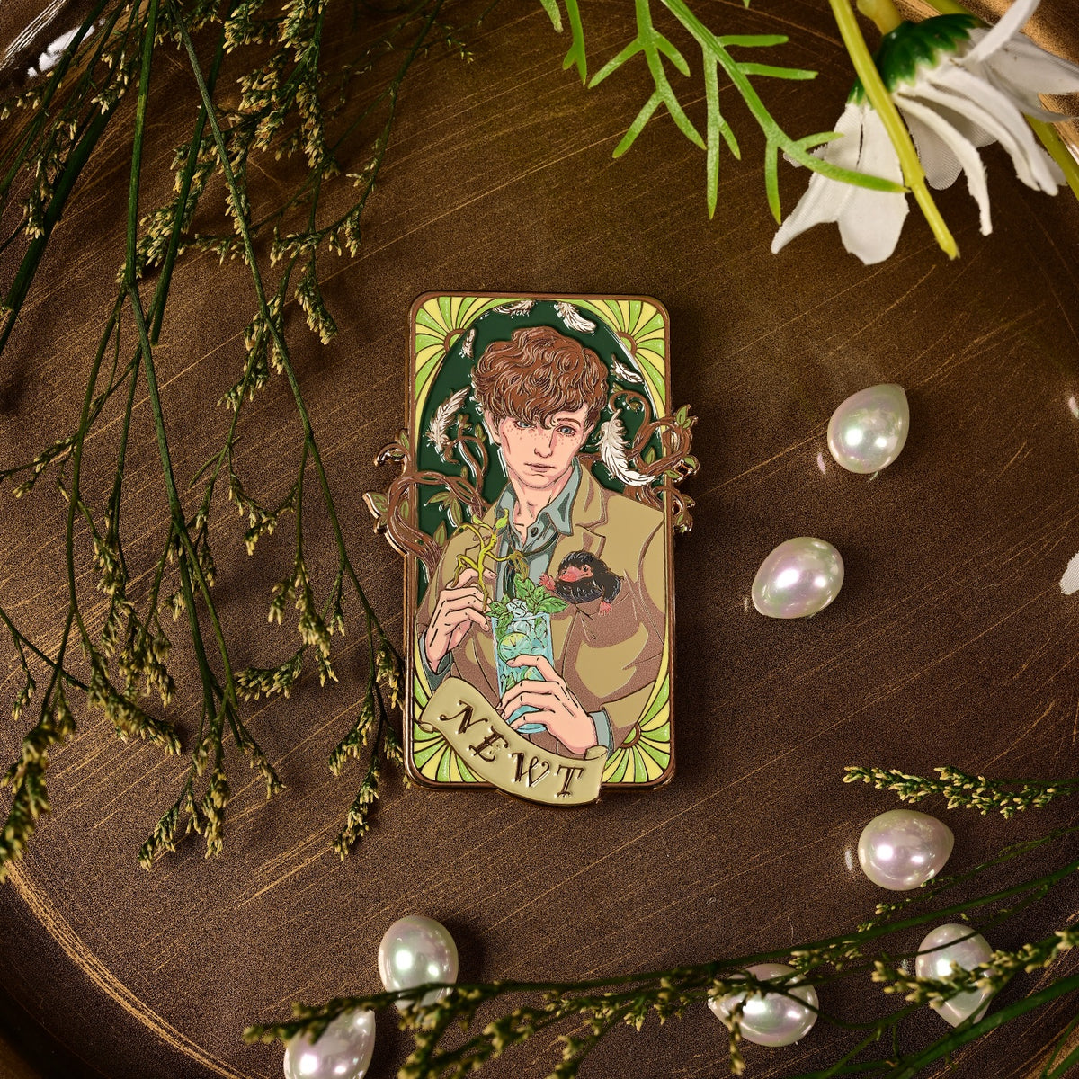 Jazz Age 1920 — Newt Scamander–Inspired Large Metal Enamel Pin